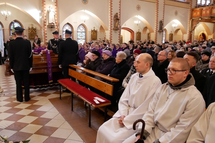 Pogrzeb śp. ks. kan. Franciszka Lisińskiego