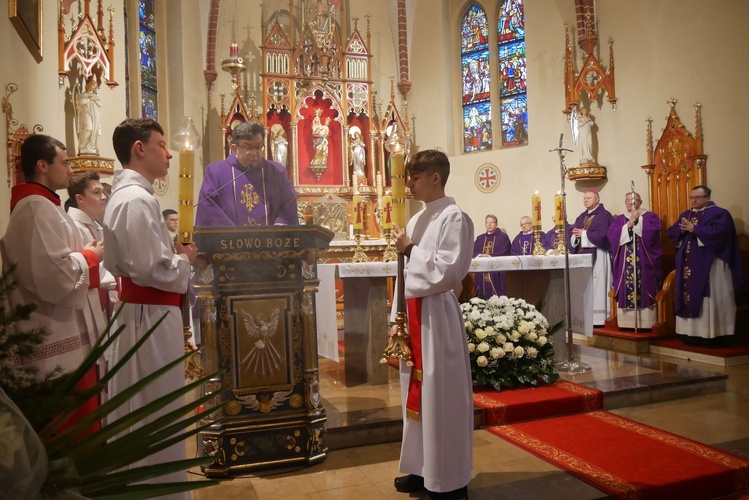 Pogrzeb śp. ks. kan. Franciszka Lisińskiego