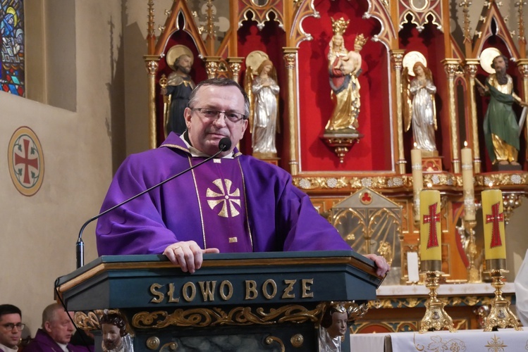 Pogrzeb śp. ks. kan. Franciszka Lisińskiego