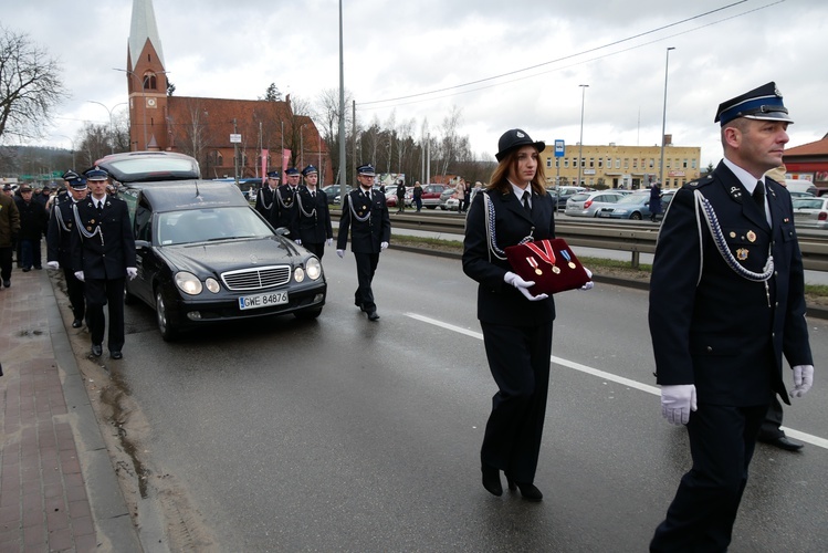 Pogrzeb śp. ks. kan. Franciszka Lisińskiego