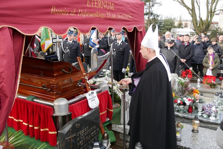 Pogrzeb śp. ks. kan. Franciszka Lisińskiego