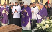Ostatnie pożegnanie śp. ks. Marka Kuliga w Simoradzu
