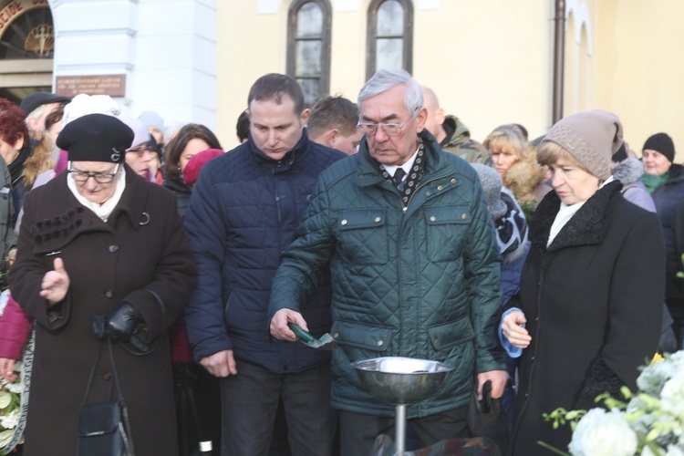 Ostatnie pożegnanie śp. ks. Marka Kuliga w Simoradzu