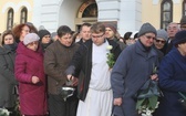 Ostatnie pożegnanie śp. ks. Marka Kuliga w Simoradzu