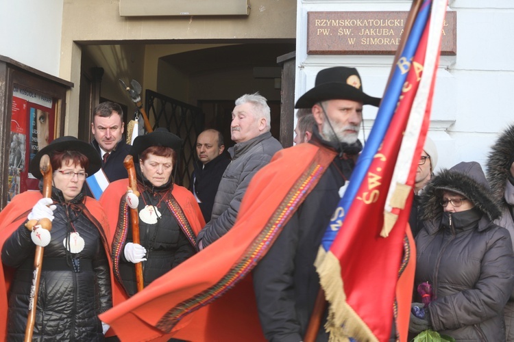 Ostatnie pożegnanie śp. ks. Marka Kuliga w Simoradzu