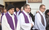 Ostatnie pożegnanie śp. ks. Marka Kuliga w Simoradzu