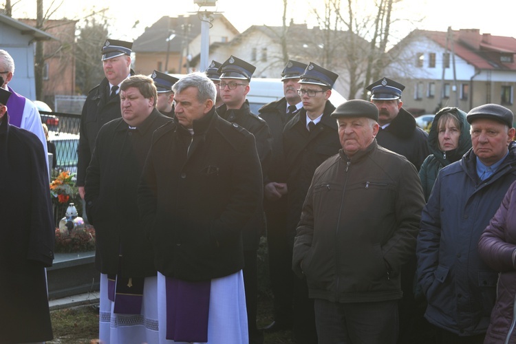 Ostatnie pożegnanie śp. ks. Marka Kuliga w Simoradzu