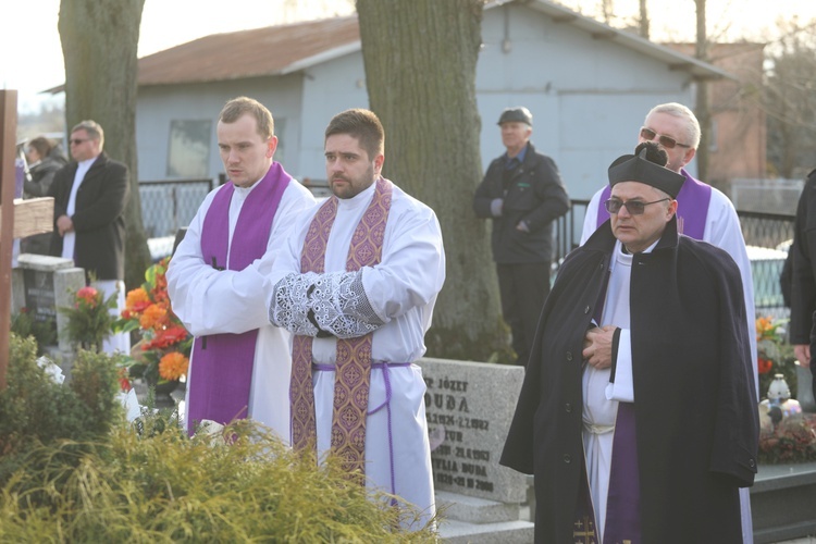 Ostatnie pożegnanie śp. ks. Marka Kuliga w Simoradzu