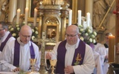 Ostatnie pożegnanie śp. ks. Marka Kuliga w Simoradzu