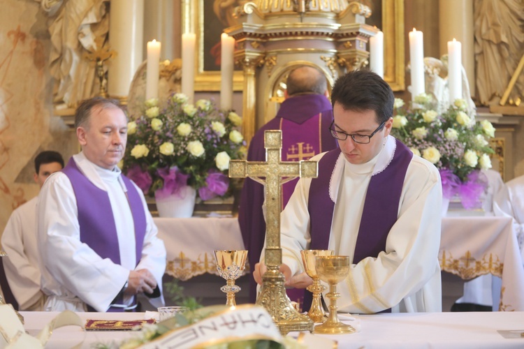 Ostatnie pożegnanie śp. ks. Marka Kuliga w Simoradzu