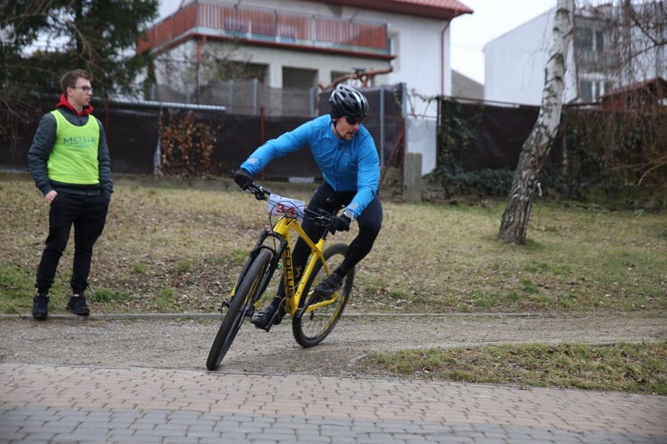 Zmagania triathlonistów 