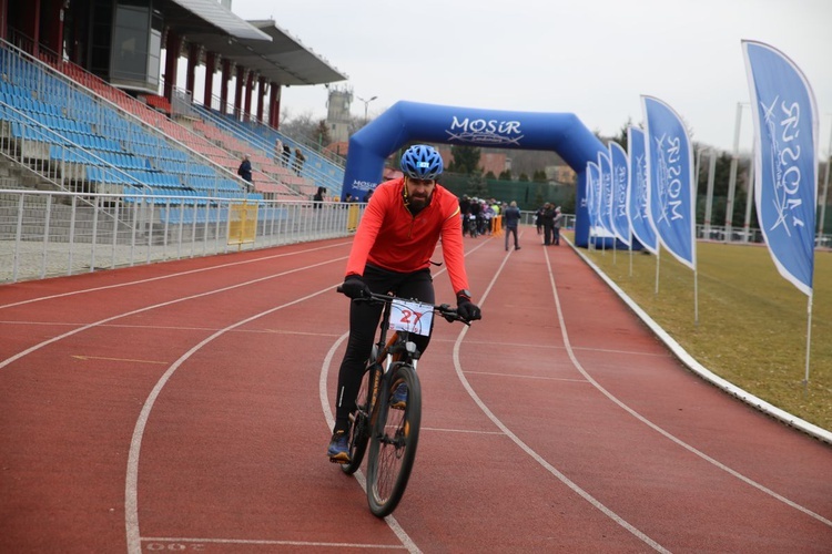 Zmagania triathlonistów 