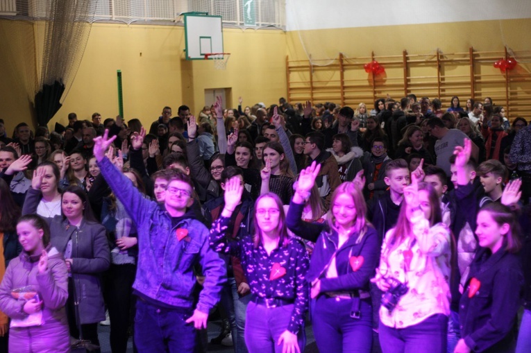 Pustków-Osiedle. Walentynka dla Jezusa 2020