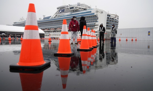 Japonia: 70 kolejnych osób zakażonych koronawirusem na wycieczkowcu Diamond Princess