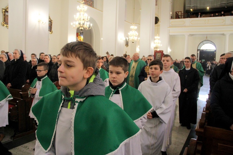 Okulice. Wprowadzenie relikwii bł. Edmunda Bojanowskiego