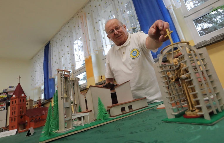 Modlitwy znad makiety