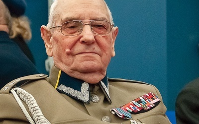 Mieszkający w Sławnie Józef Kwiatkowski jest jednym z ostatnich żyjących żołnierzy biorących udział w operacji wojskowej sprzed 75 lat.