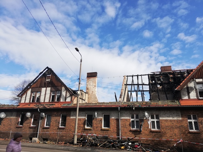 Pożar jednego z budynków na zabytkowym osiedlu familoków w Czerwionce-Leszczynach