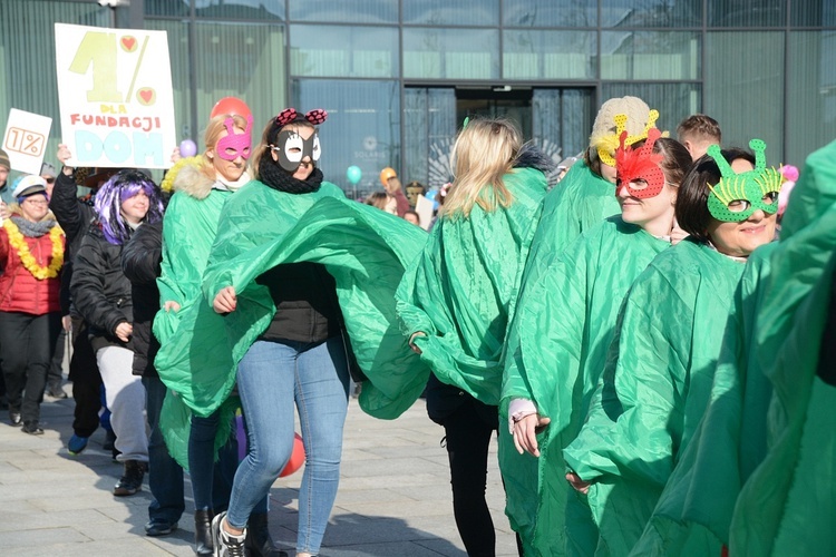 Karnawałowy korowód Fundacji "Dom"