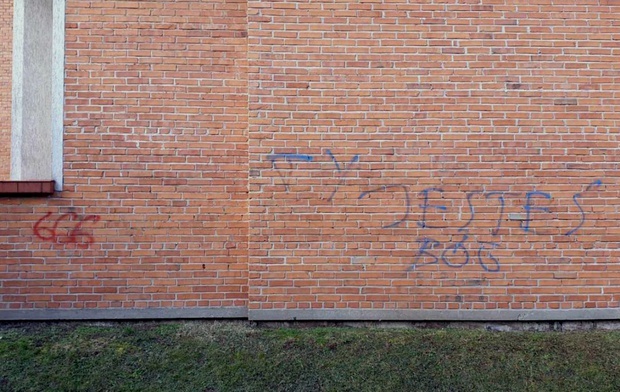 Tak wyglądał ten napis.