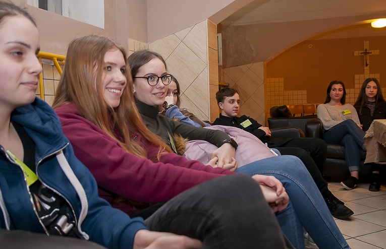 Rekolekcje charyzmatyczne dla młodzieży