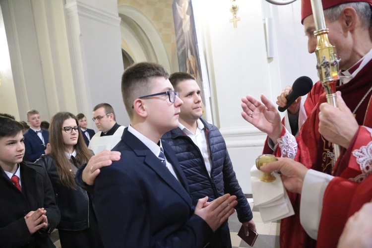 Bierzmowanie w Borzęcinie Górnym