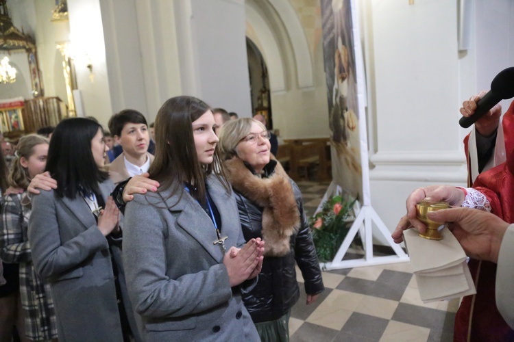 Bierzmowanie w Borzęcinie Górnym