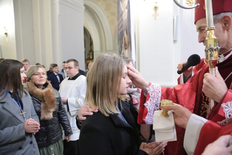 Bierzmowanie w Borzęcinie Górnym