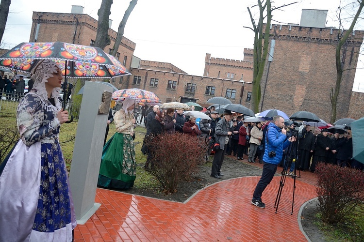 Racibórz. Upamiętnienie bł. ks. Ryszarda Henkesa