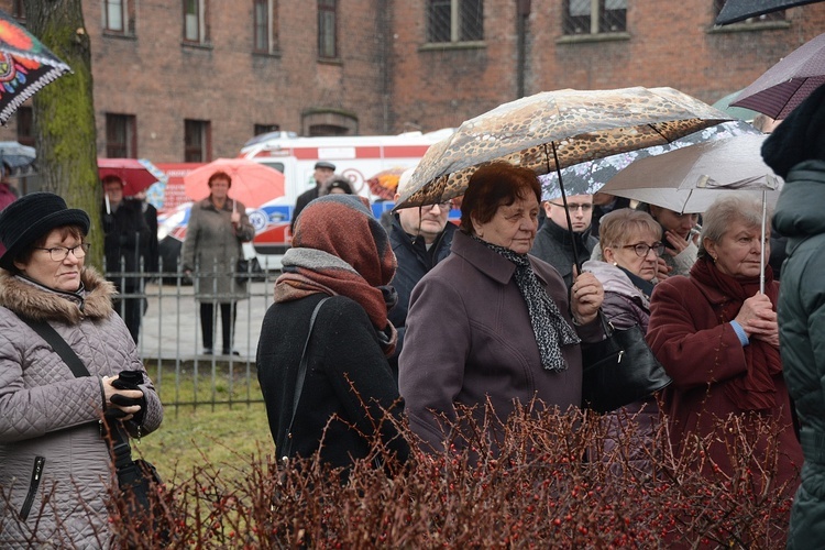 Racibórz. Upamiętnienie bł. ks. Ryszarda Henkesa