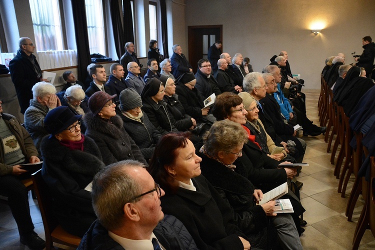 Racibórz. Upamiętnienie bł. ks. Ryszarda Henkesa