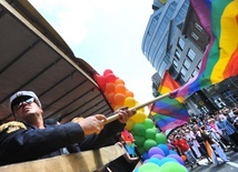 Francuskie miasto chce zerwać współpracę z Kraśnikiem z powodu uchwały o LGBT