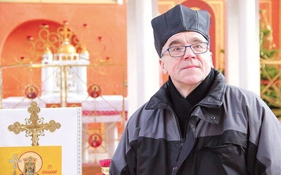 Kapłan zaprasza do odwiedzenia kościoła św. Bartłomieja i Opieki NMP w okresie pokutnym.