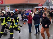 Niemiecki biskup wstrząśnięty tragedią podczas pochodu karnawałowego