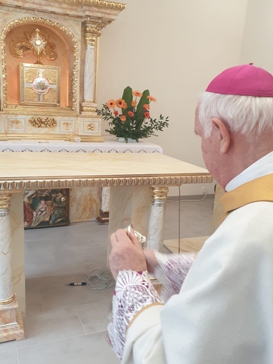 Poświęcenie kaplicy na Osiedlu XX-lecia w Ząbkowicach Śląskich