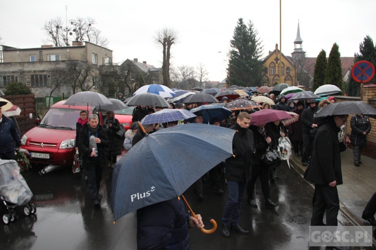 Ostatnie pożegnanie śp. ks. Andrzeja Tarabuły