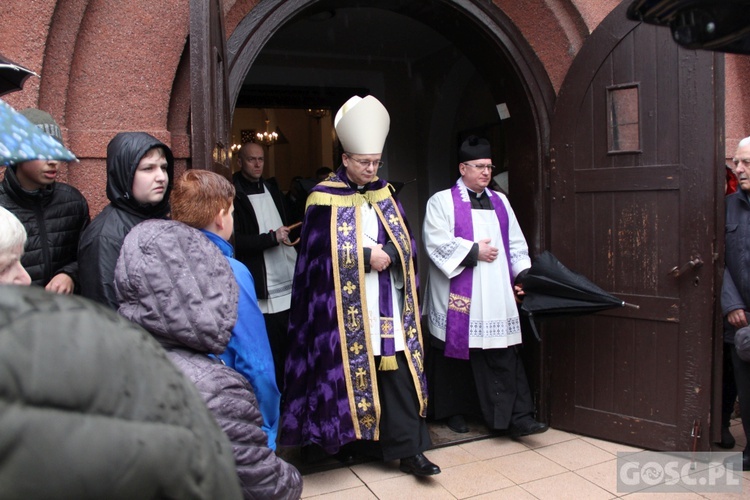 Ostatnie pożegnanie śp. ks. Andrzeja Tarabuły