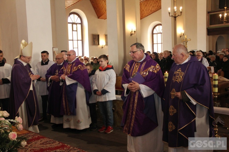 Ostatnie pożegnanie śp. ks. Andrzeja Tarabuły