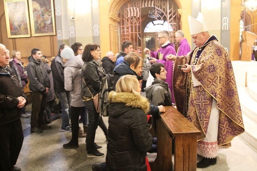 Środa Popielcowa w katedrze św. Mikołaja w Bielsku-Białej