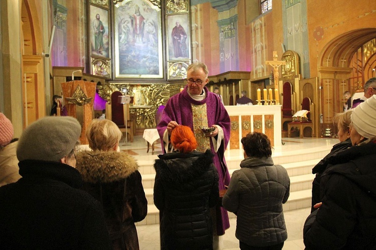 Środa Popielcowa w katedrze św. Mikołaja w Bielsku-Białej