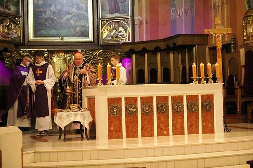 Środa Popielcowa w katedrze św. Mikołaja w Bielsku-Białej