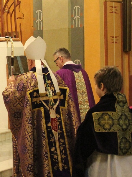 Środa Popielcowa w katedrze św. Mikołaja w Bielsku-Białej