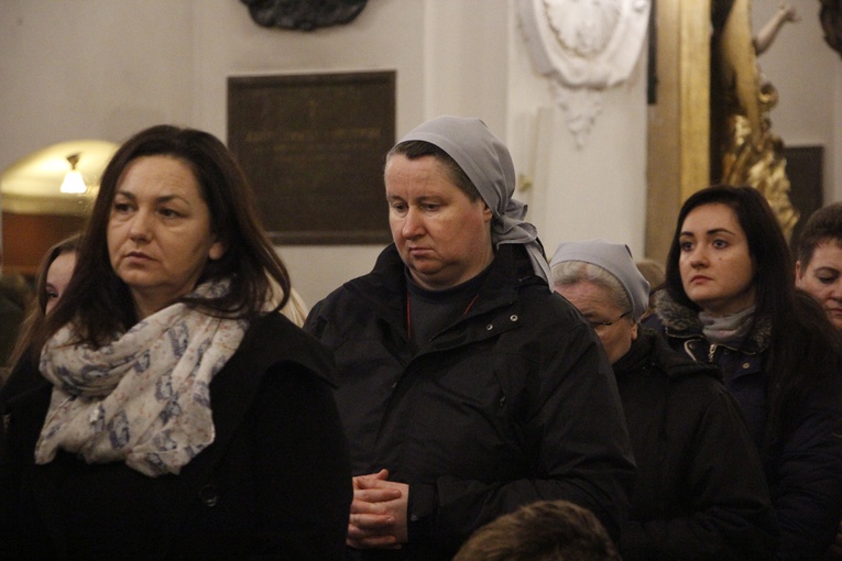 Środa Popielcowa w łowickiej katedrze