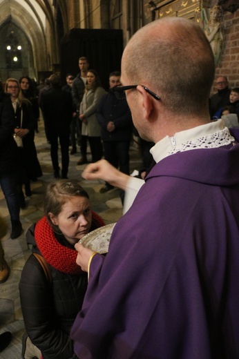 Środa Popielcowa w archikatedrze wrocławskiej 2020