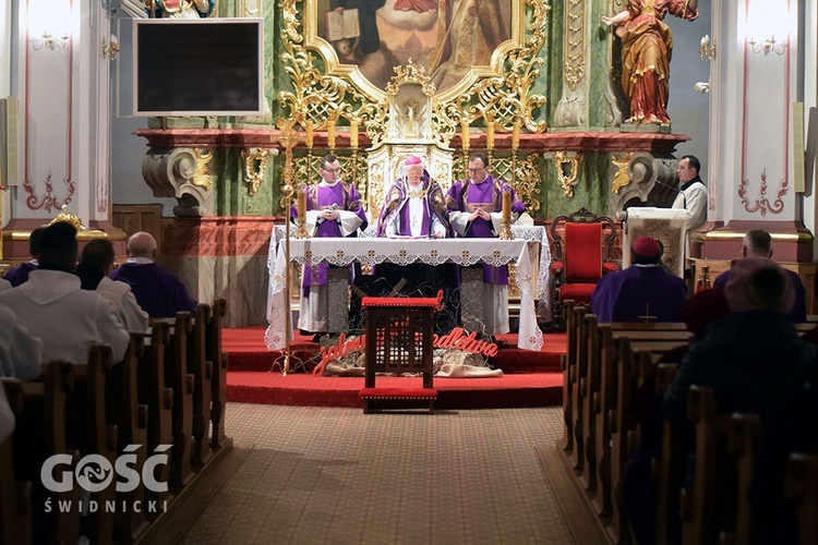 Procesja pokutna i Msza św. z obrzędem posypania głów popiołem