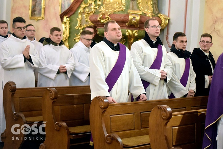 Procesja pokutna i Msza św. z obrzędem posypania głów popiołem