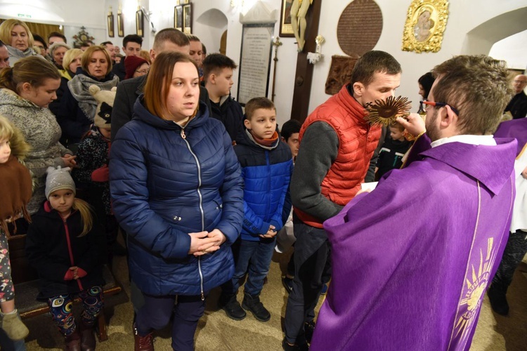 Popielec i orzechy św. Świerada w Tropiu