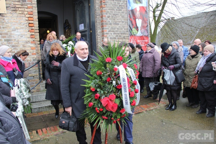 Ostatnie pożegnanie ks. Zbigniewa Cieszkowskiego w Trzebiszewie