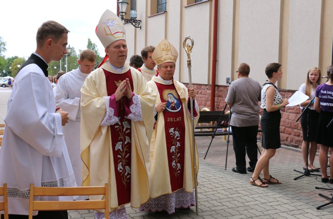 5 lat biskupiej posługi w obiektywie "Gościa Radomskiego AVE"