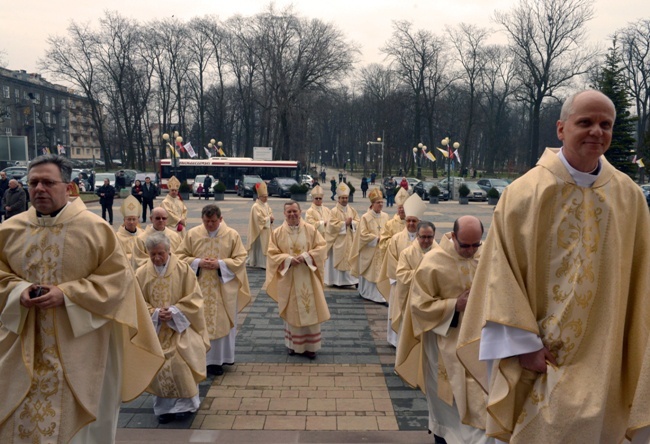 5 lat biskupiej posługi w obiektywie "Gościa Radomskiego AVE"